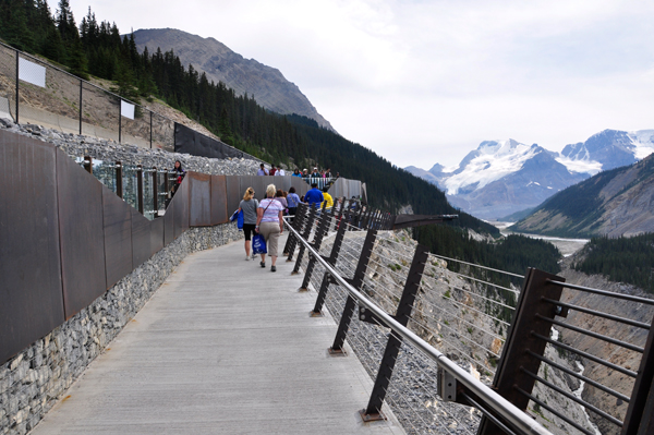 the cliff-edge walkway